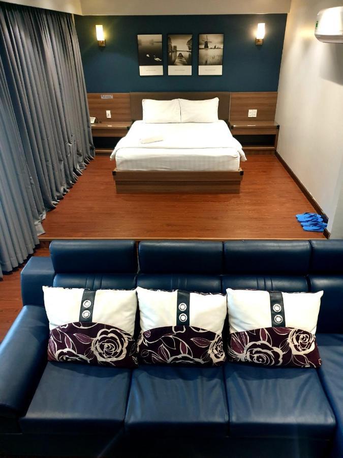 Reddoorz Premium Cloud 9 An Nhon 3* Ho Chi Minh City